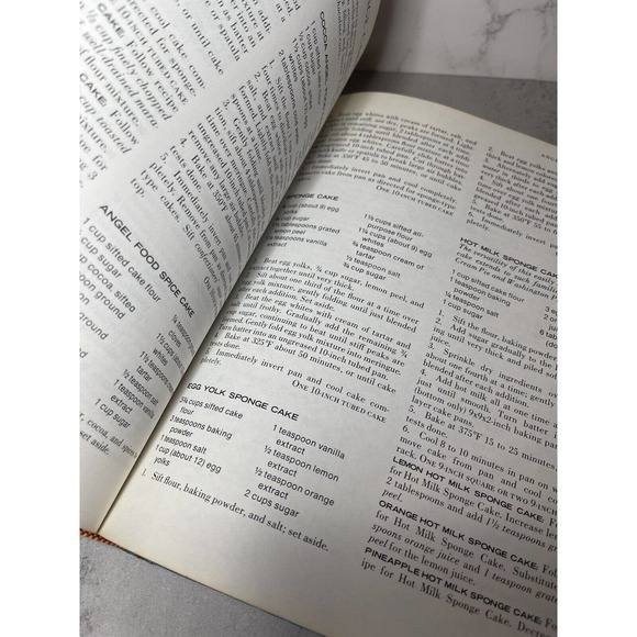 The American Family Cookbook New Revised Edition Culinary Arts Institute 1974 - Picture 15 of 16